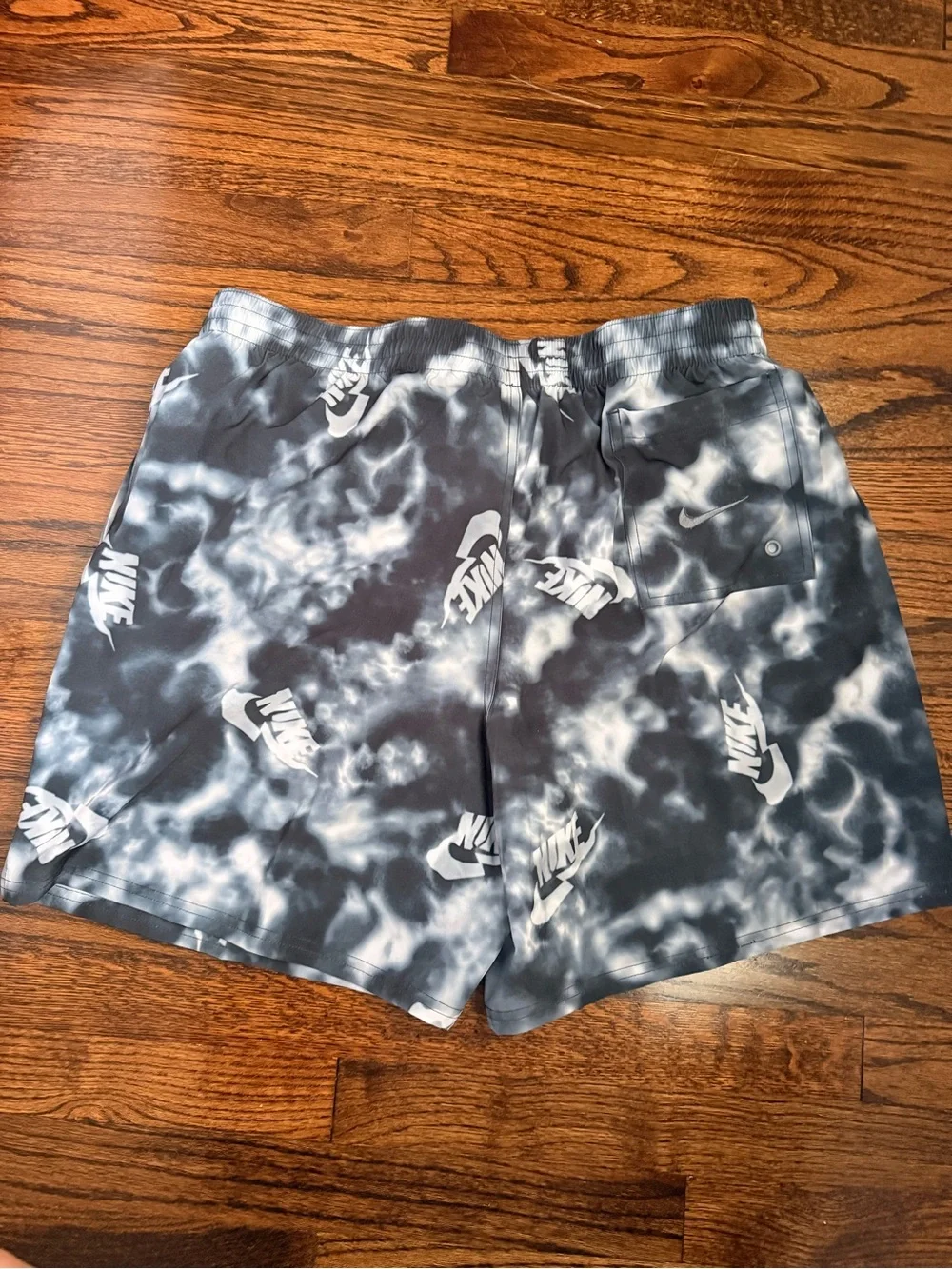 Nike Men’s Tie-Dye Swim Trunks Size XXL